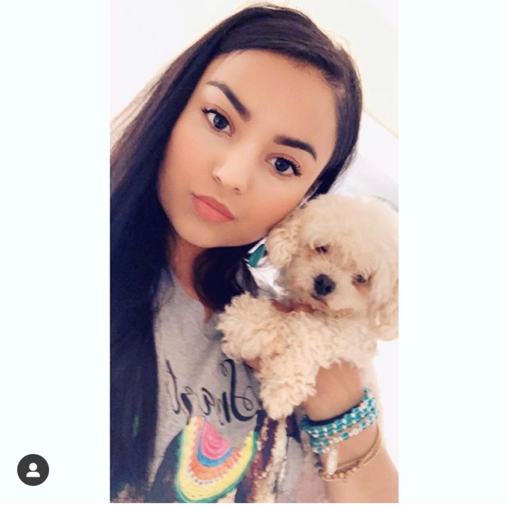 Meet your Posher, Blanca